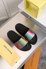 Picture of LV Slippers _SKU437815030301929